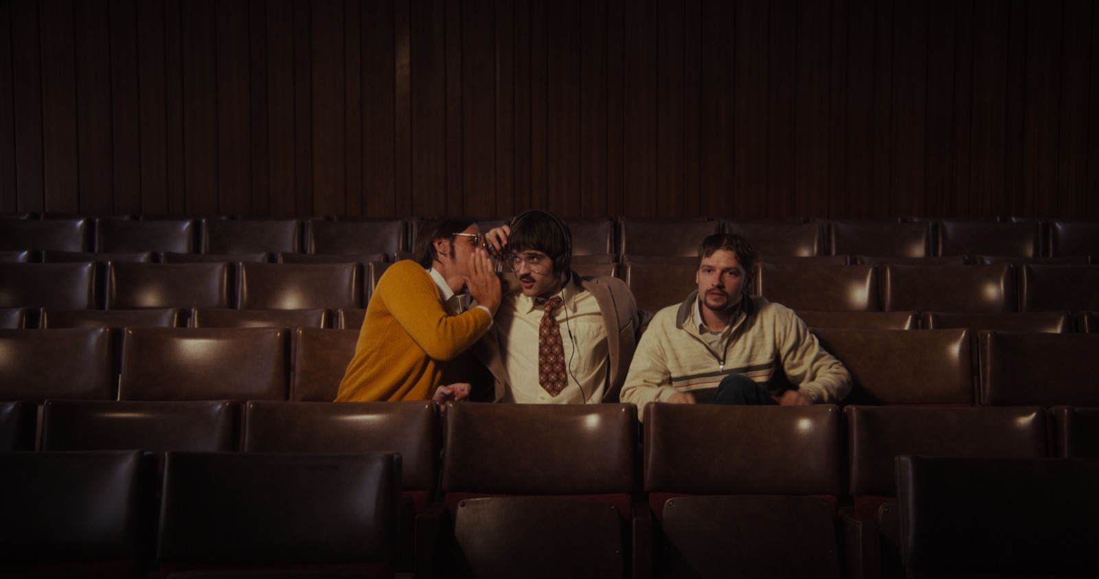 Beatrick x Co Lee x Miller David - VÁROS — film still 4
