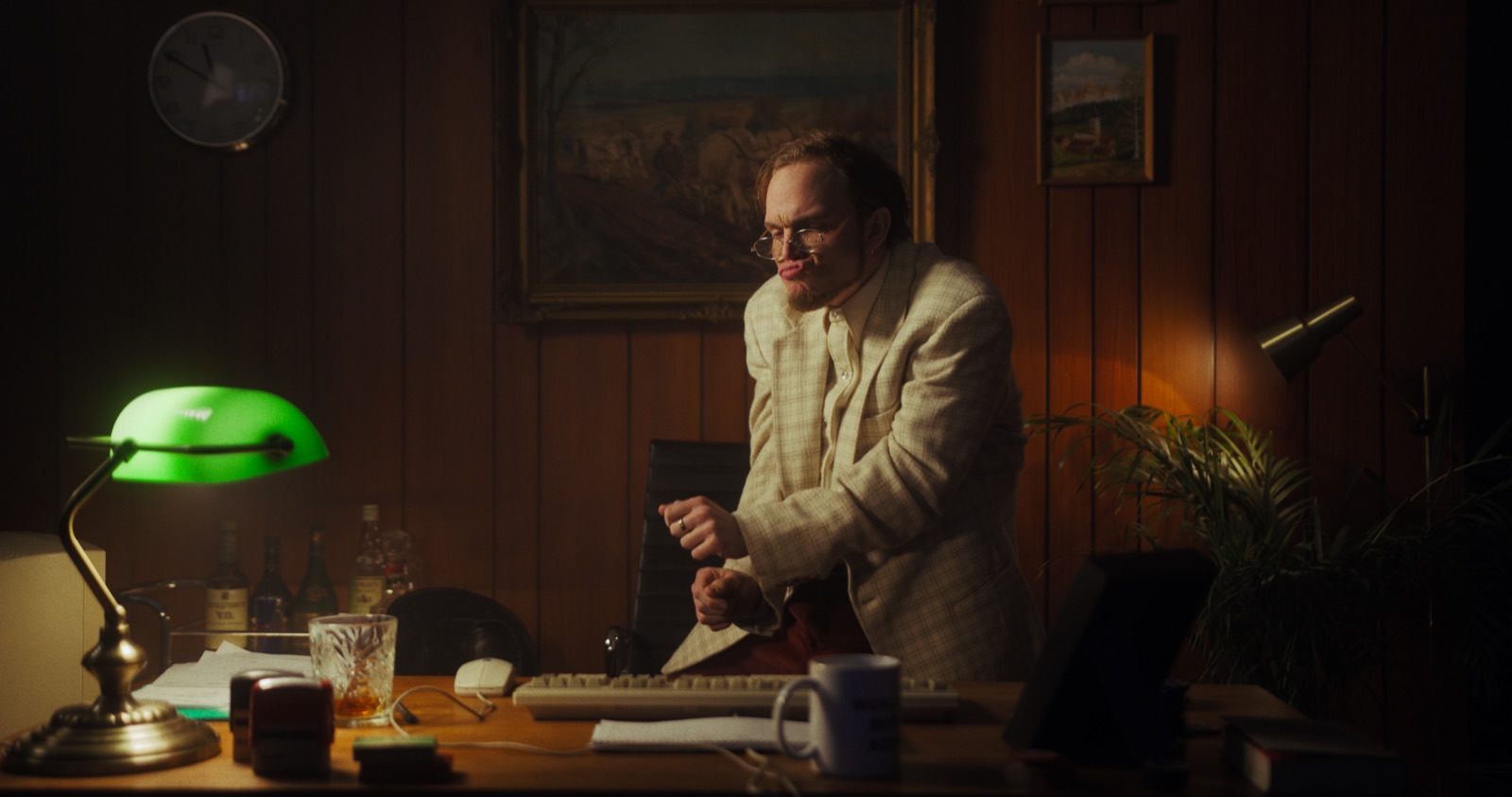 Beatrick x Co Lee x Miller David - VÁROS — film still 12